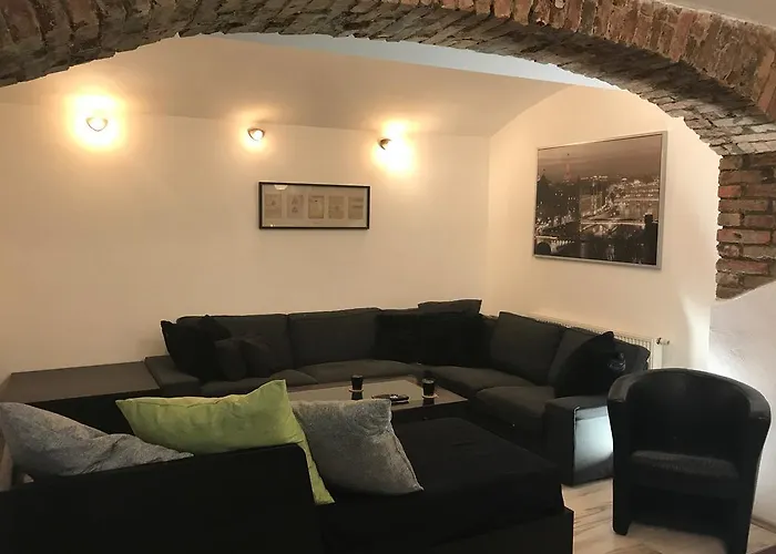 Apartamento Big Homebase With Billardtable