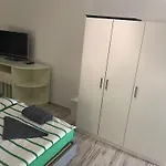 Apartment Big Homebase With Billardtable