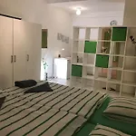 Apartman Big Homebase With Billardtable