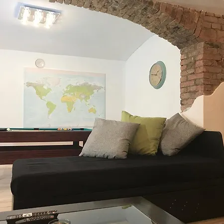 Big Homebase With Billardtable 아파트 *