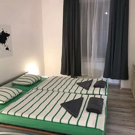 Big Homebase With Billardtable Apartment *