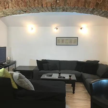 Big Homebase With Billardtable Apartment *