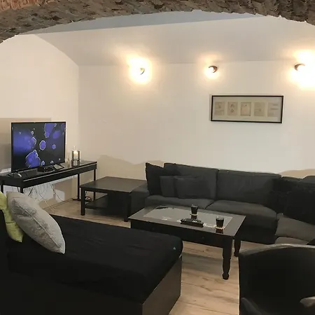 Apartment Big Homebase With Billardtable *